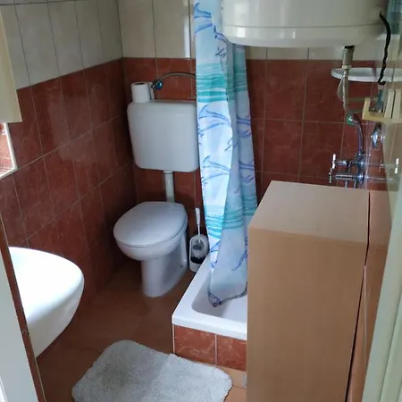 Apartament Anka Savar